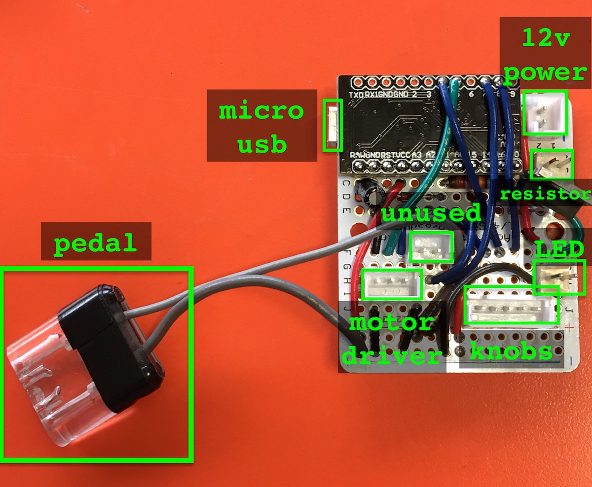 projector-control-connectors.jpg